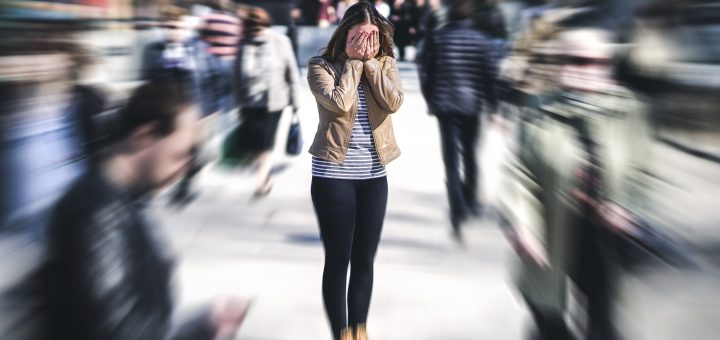 attacco di panico sintomi fisici